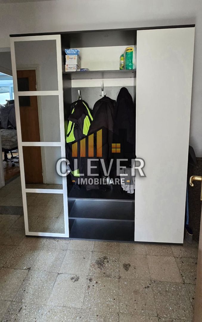 Apartament 4 camere Mobilat Metrou 1 Decembrie 1918 - Poză 2