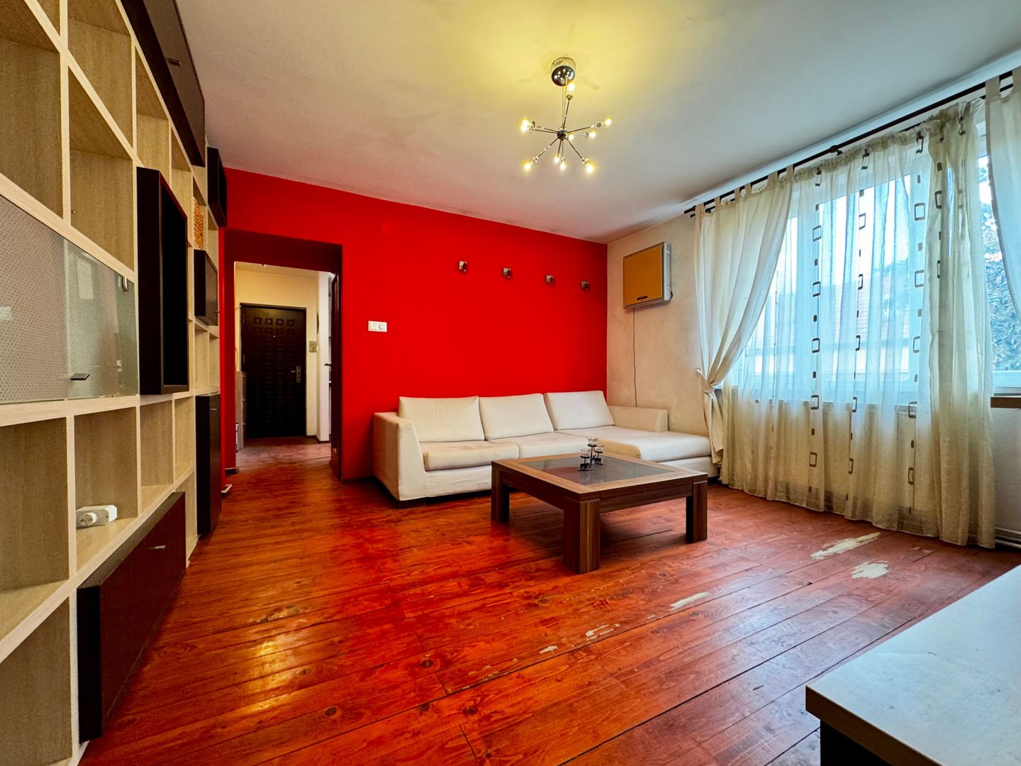 Apartament 2 camere, primitor, la doar 5 minute de Piața  Victoriei - Poză 2
