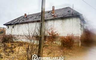 Craciunesti - Casa la rosu - 356 mp +  teren 1160 mp - Poză 5