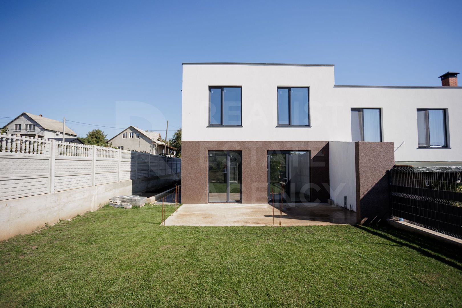 Vânzare  Duplex, 188 mp ,  str. Bujorilor , Ialoveni - Poză 3