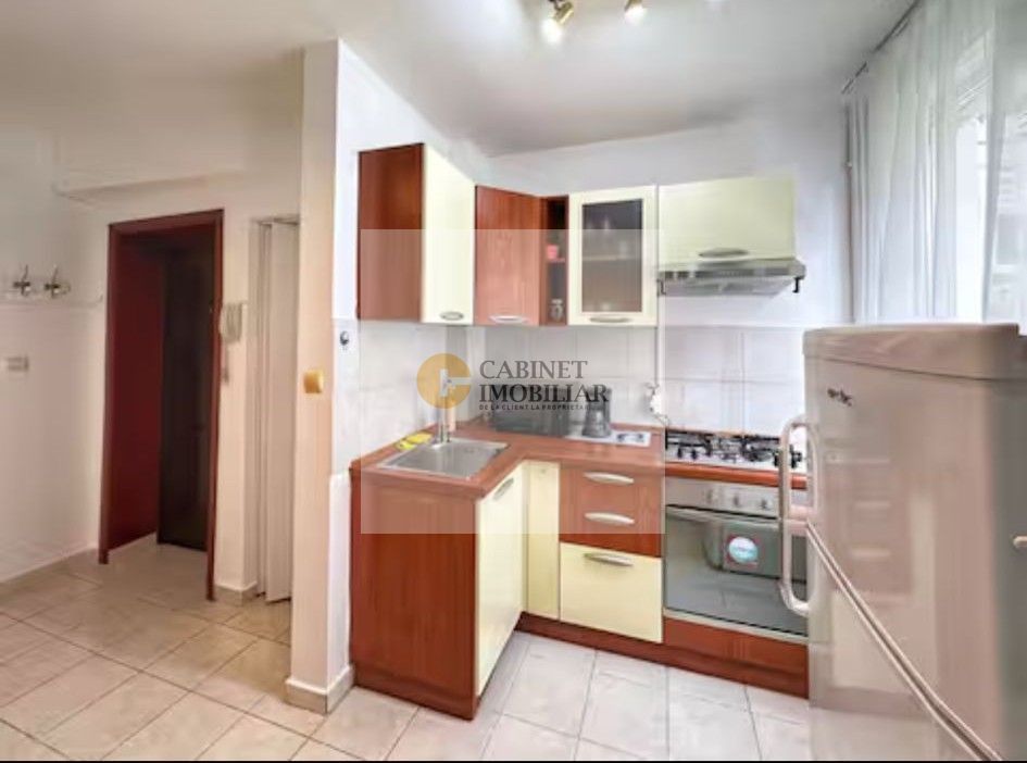 2 camere | ETAJ 7/8 | Bd Nicolae Balcescu - Poză 3