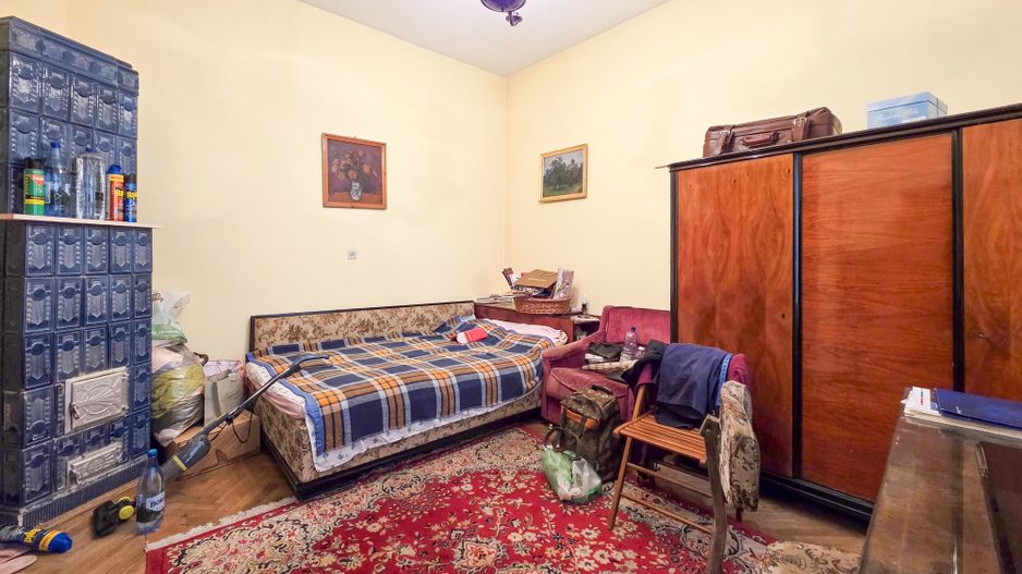 Apartament 3 Camere în Casă | Bd. Dacia 127 | Garaj + Curte - Poză 6