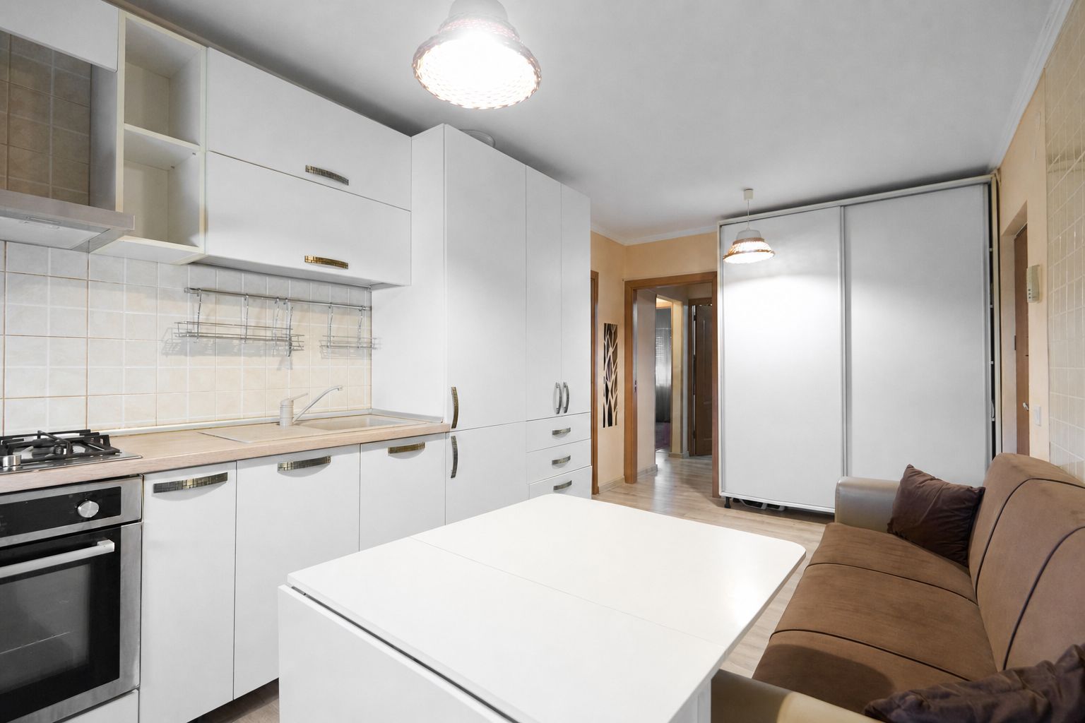 Apartament 3 camere, mobilat si utilat, 2 bai – Exercitiu - Poză 3