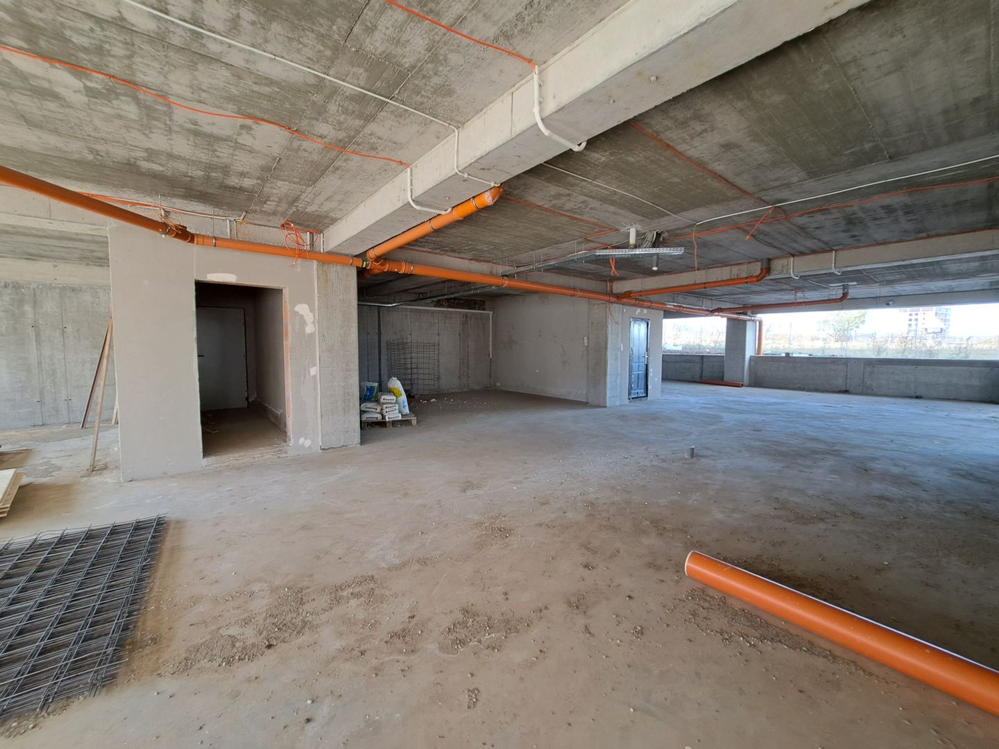 Apartament 3 camere, 2 bai, balcon mare - Sibiu - Poză 17
