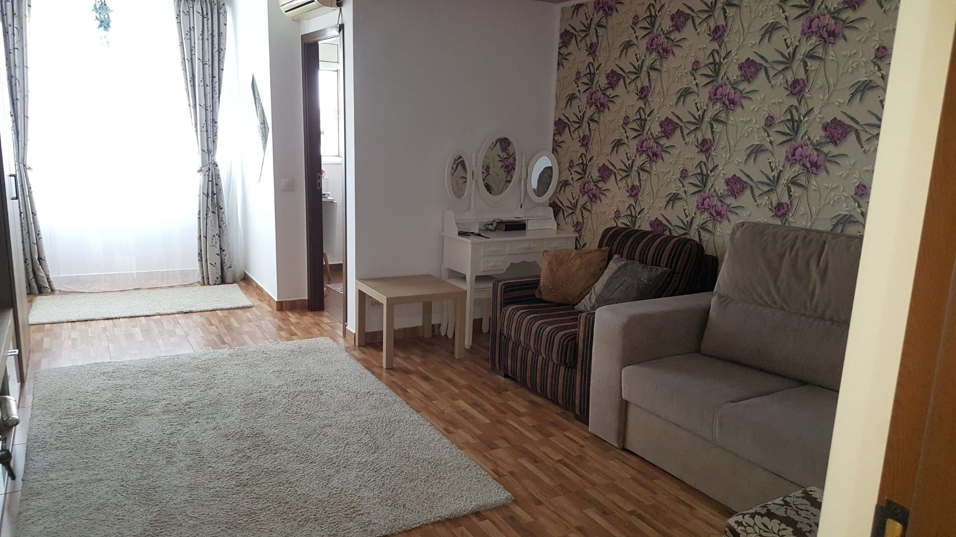 Garsoniera de inchiriat Zona Basarabia-Arena Nationala - Poză 1