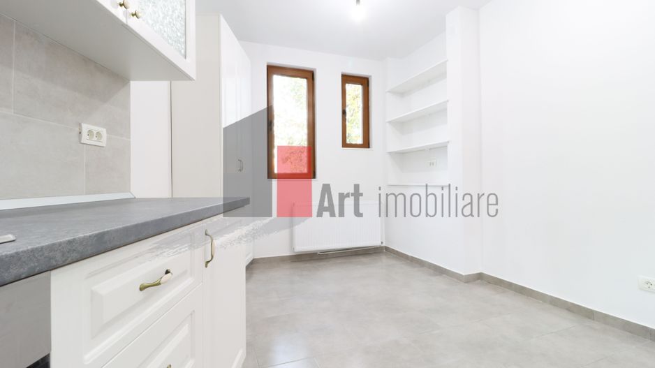 Apartamentul "ZORAGARRIA", Armeneasca,finisat lux, PRIMII LOCATARI DUPA RENOVARE - Poză 47