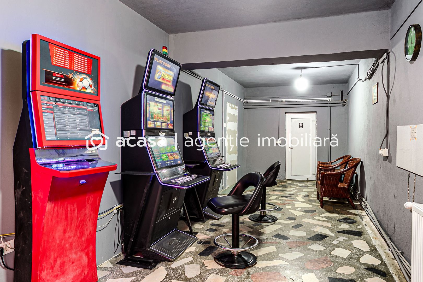 PRET REDUS! Casa la Macea - Poză 13