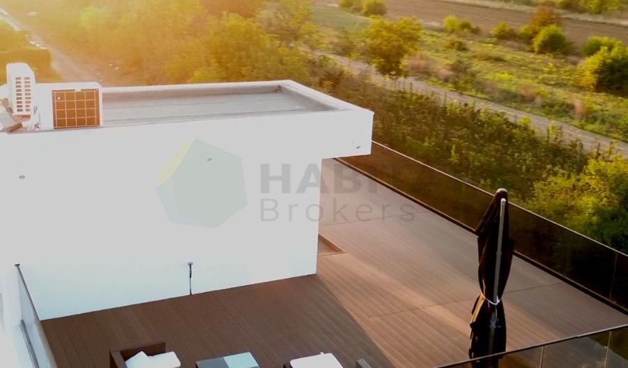 CASĂ DE LUX ÎN ȘTEFĂNEȘTII DE JOS / PISCINA / TEREM 1140 MP - Poză 13