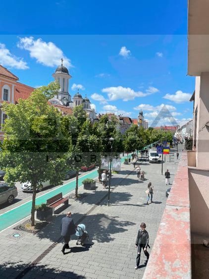 Apartament in zona ultracentrala ideal pentru locuit sau birou, 115mp - Poză 9