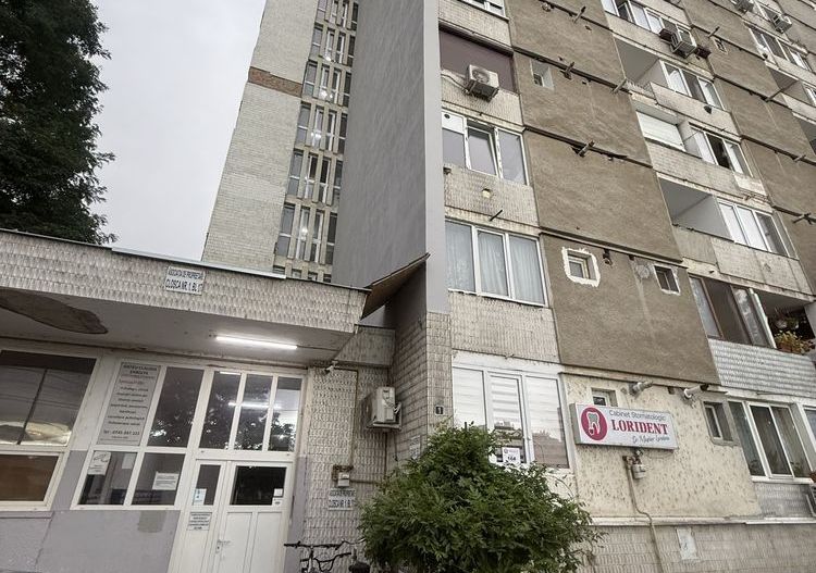 BRASADAS vinde garsonieră 28mp. etaj 8 in zona Burdea. - Poză 1