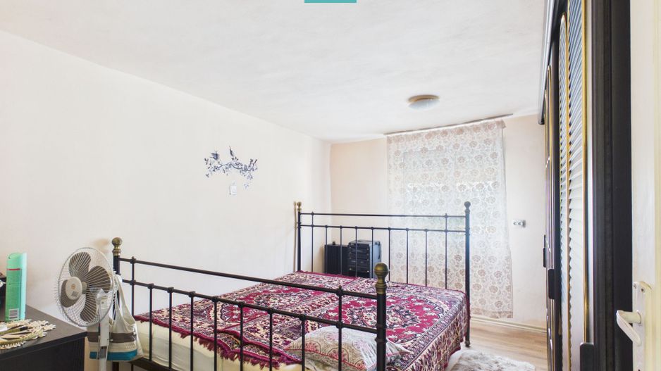 Casă cu 3 camere și teren generos în Drauț - Poză 6