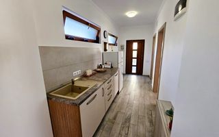 Apartament 2 camere, la casa, zona Centru - Poză 3