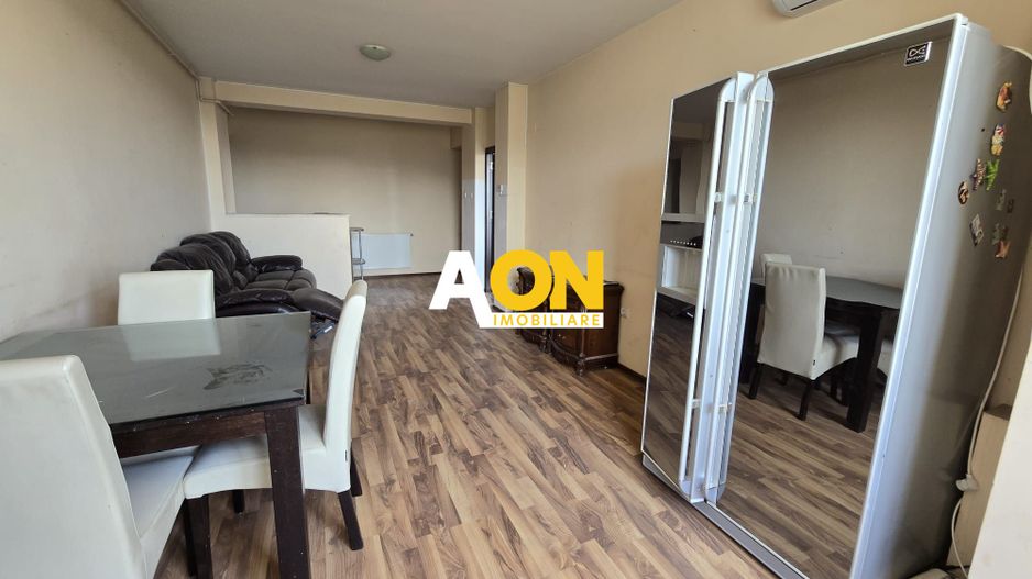Apartament Zona Centru 3 Camere, cu Terasa 80mp - Poză 2