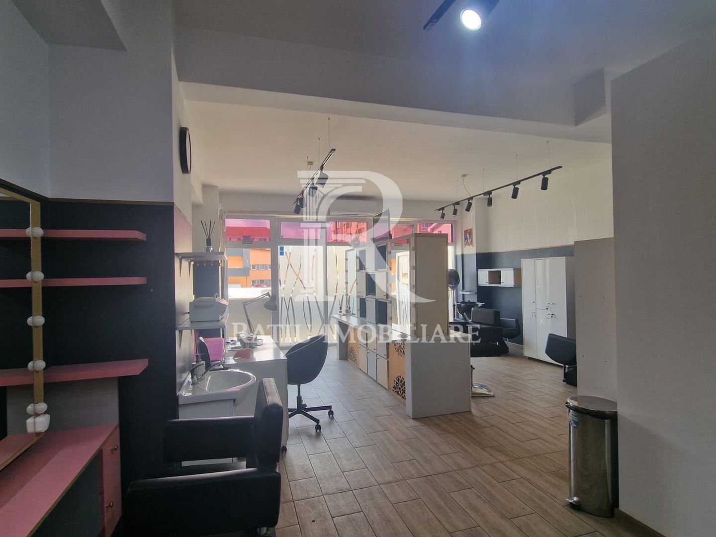 Salon de infrumusetare | Iosia | Oradea - Poză 4