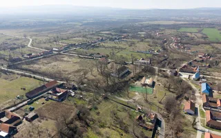 Conac nobiliar de secol XIX cu 8 camere în Maciova - Poză 18