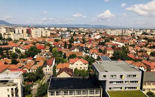 Birou 3 camere, zona centrala cu vedere panoramica de inchiriat - Poză 2