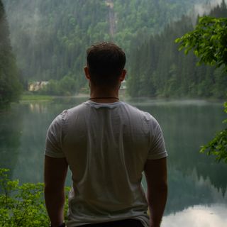 Valentin Nicolae - 