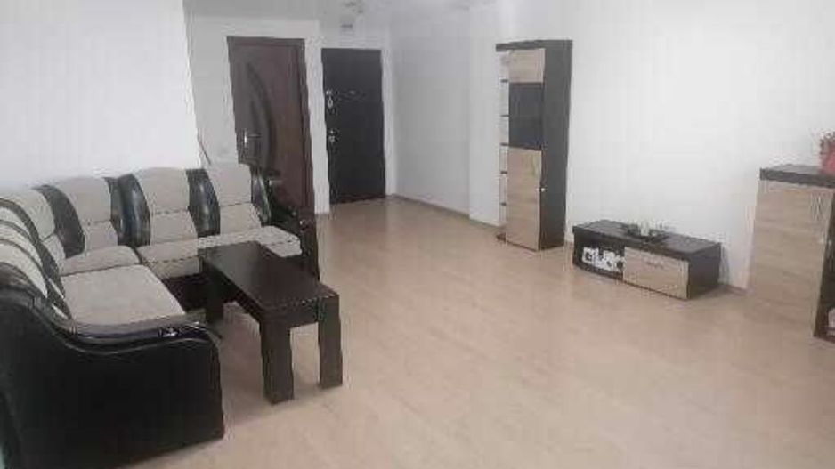 Vand apartament cu 2 camere, zona compozitori - Poză 2