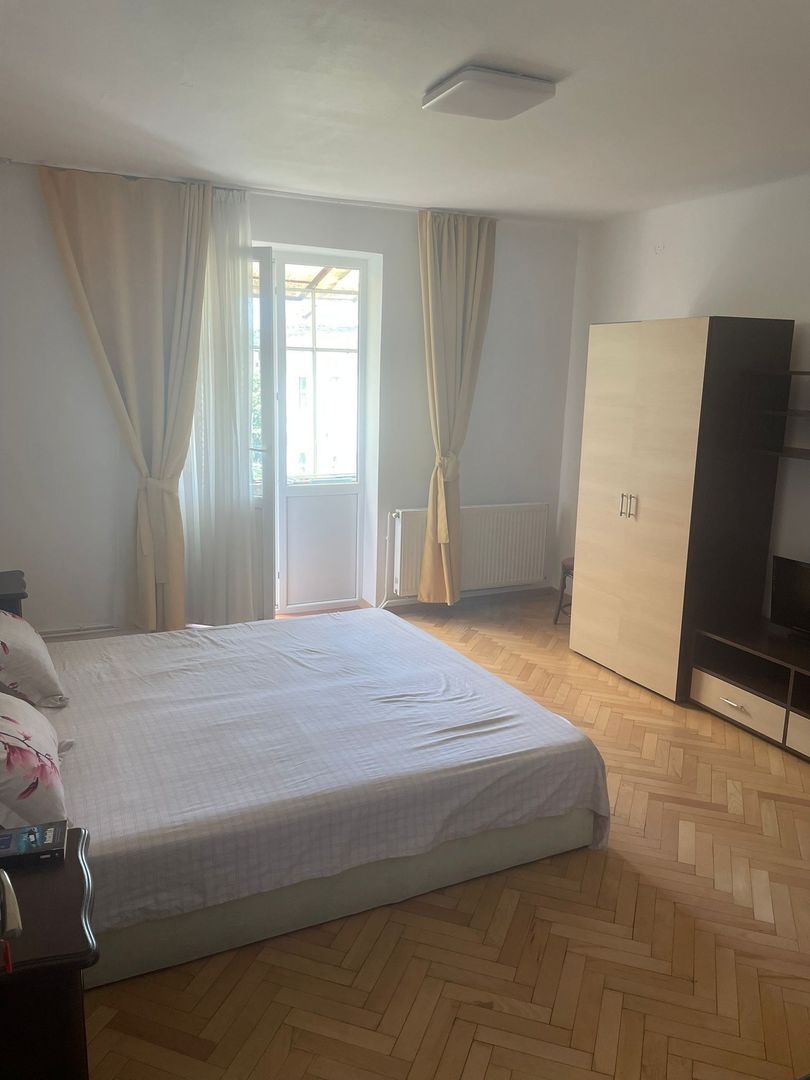 Apartament 2 Camere Decomandat | Central |  The Office | Parcare Inclusă - Poză 2