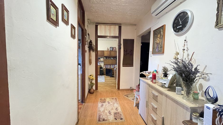 Apartament decomandat in zona Aradului - Poză 4