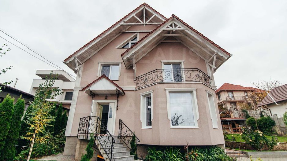 Chirie casa, 5 camere, strada Petru Movila, Dumbrava - Poză 1