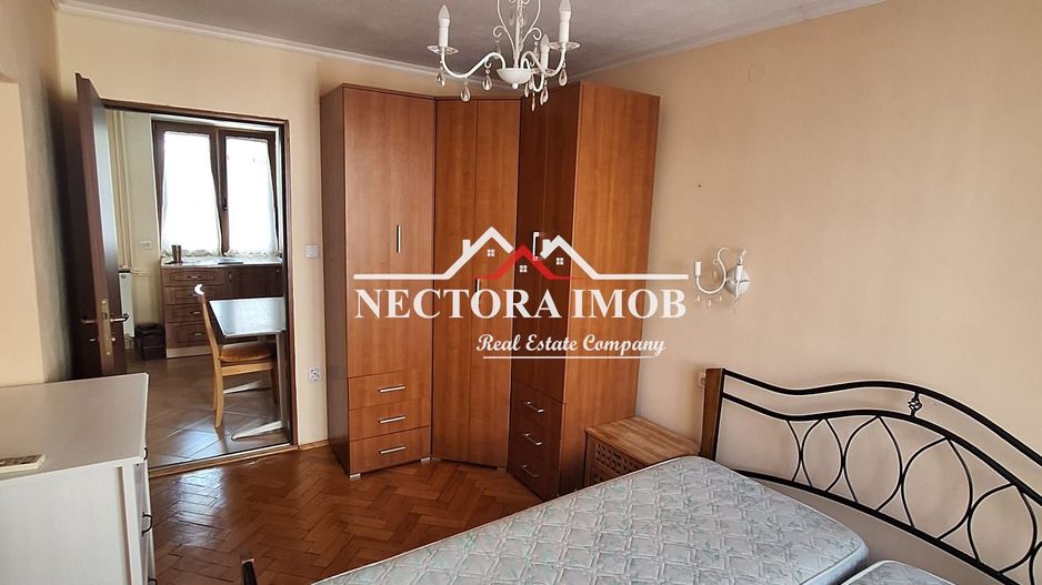 NECTORA IMOB-Apartament 2 camere, Blvd. Decebal, Etaj 1,Mobilat/Utilat - Poză 3