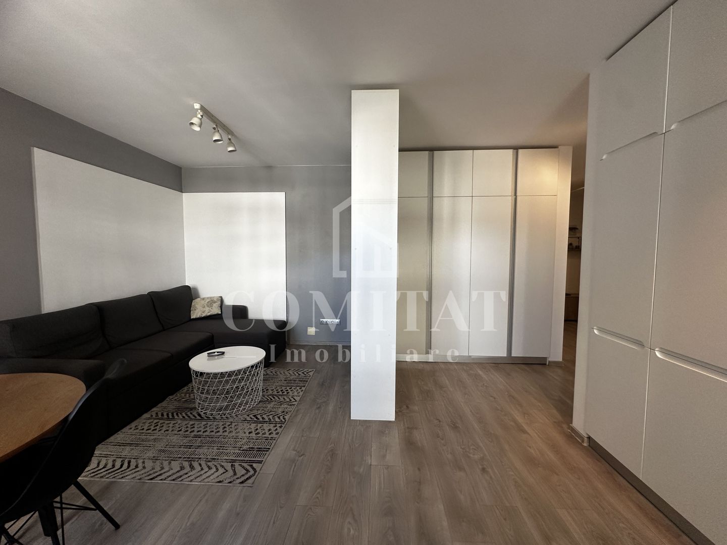 Apartament la cheie | Etaj intermediar | Zona BMW Floresti - Poză 10