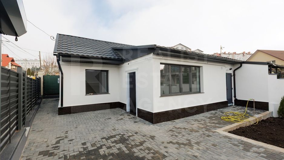 Vânzare, casă, 2 camere,  strada Lev Tolstoi, Ialoveni - Poză 1