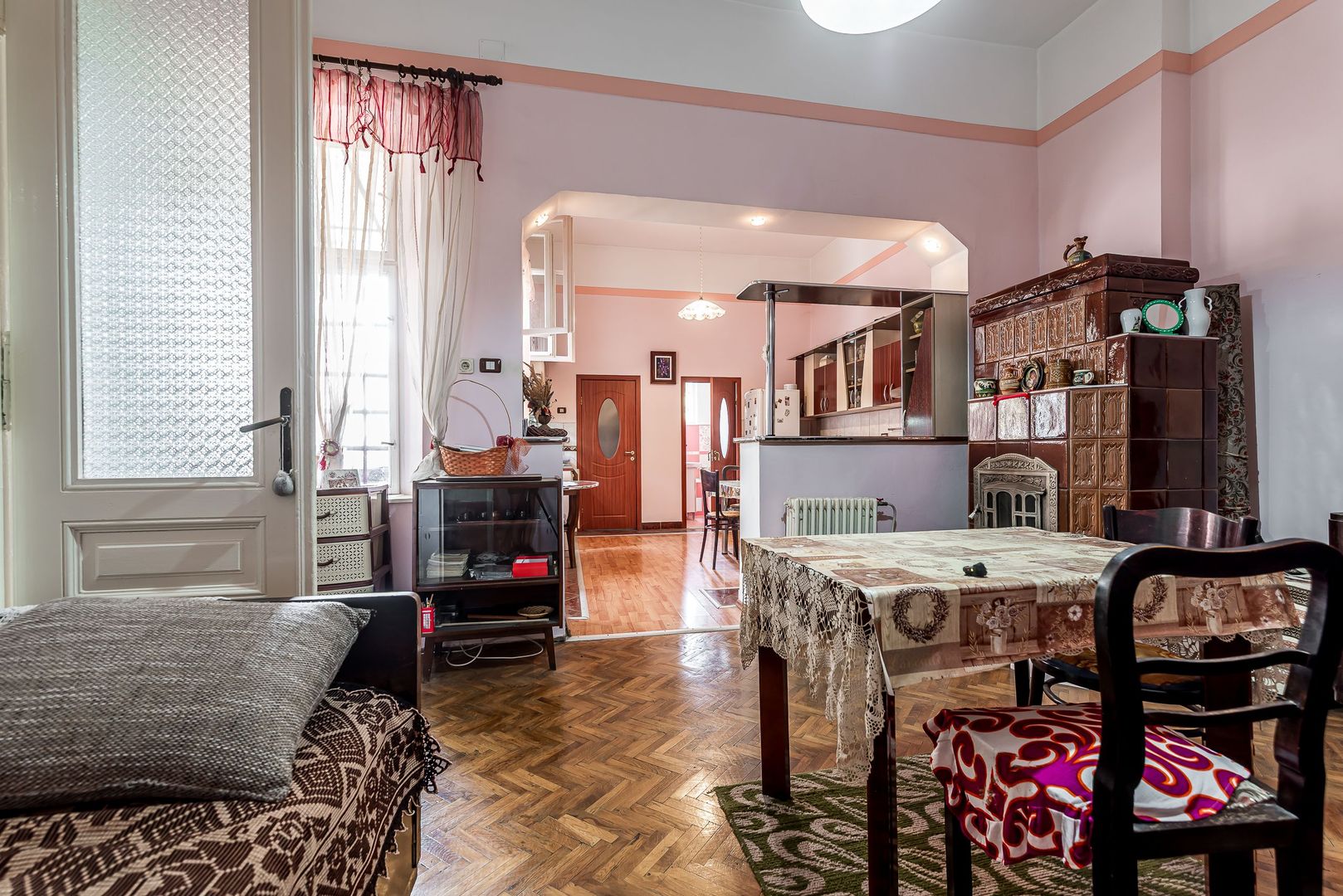 Apartament 3 camere, etaj 1, ultracentral (clădire cu 4 apartamente) - Poză 8