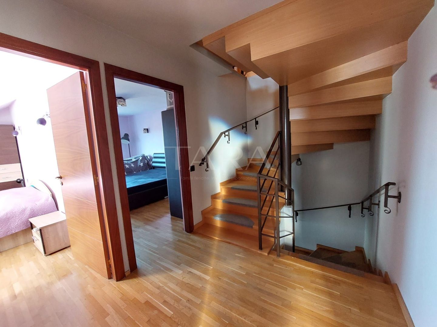 Casa visurilor tale în Florești, in aproprierea strazii Avram Iancu. - Poză 22