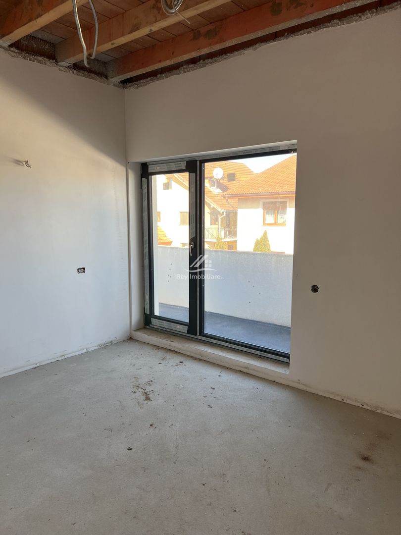 Casă construcție de Lux de vânzare în Șelimbar zonă bună - Poză 16