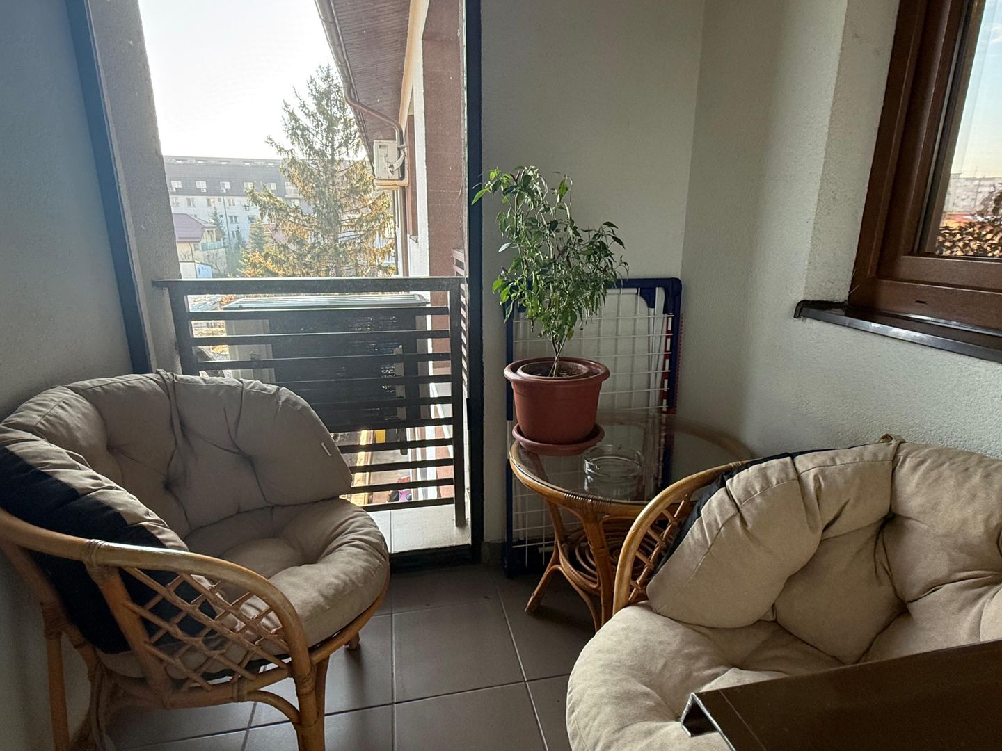 2 cam Modern | Metrou Brancoveanu - Poză 10