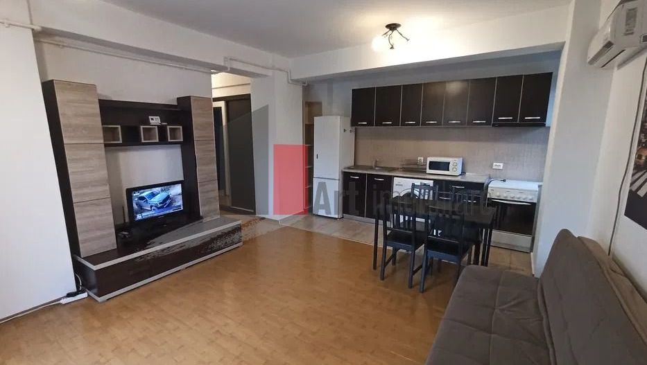 Inchiriere 2 Camere Vitan Mall - Poză 1