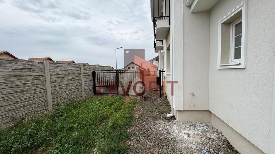 Duplex in Sanandrei | Toate utilitatile | 2 bai | Poarta acces auto | - Poză 17
