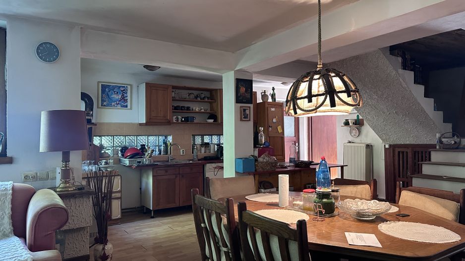 Vanzare casa in Pucioasa, Dâmbovița - 4 camere - teren 5.808 mp - Poză 12