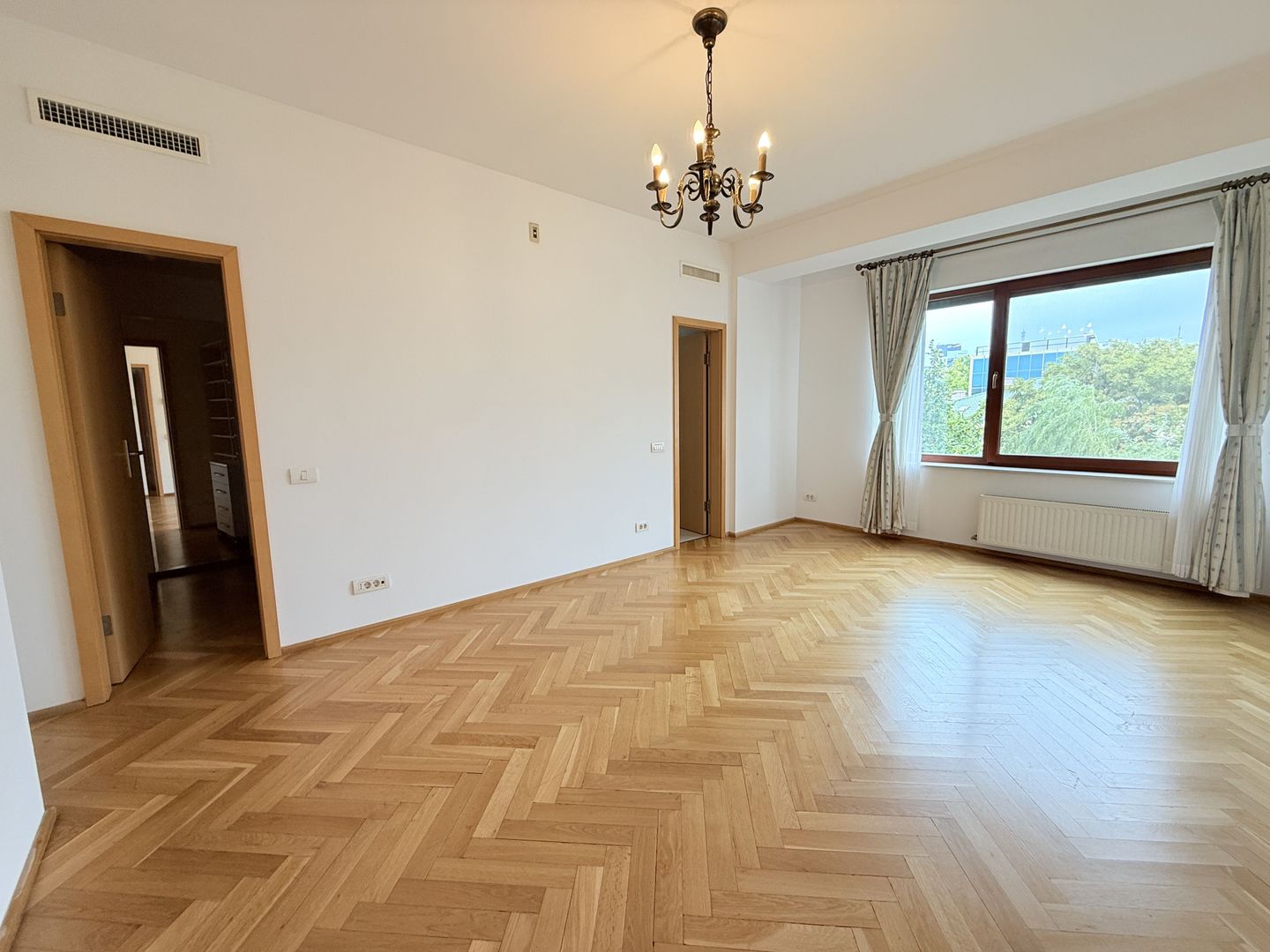 APARTAMENT DEOSEBIT ADIACENT CALEA VICTORIEI - Poză 6