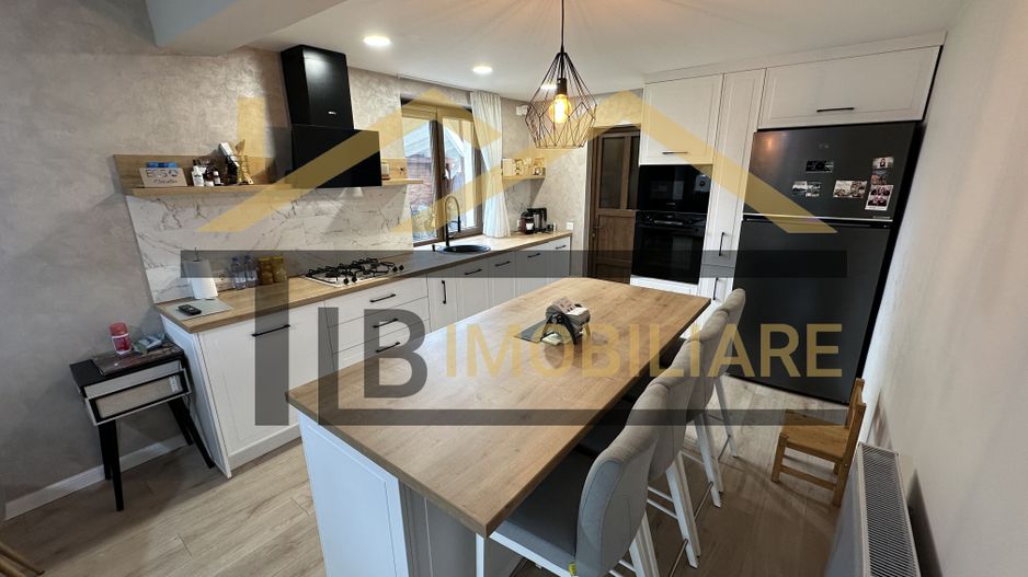 Casa de 4 camere, 200mp, parcari, Zona Unirii - Poză 4