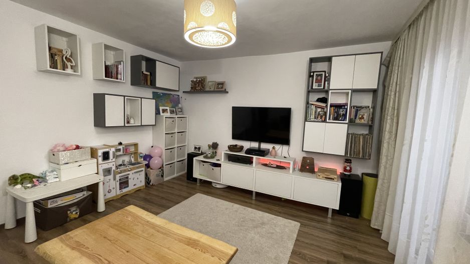 Girocului | 3 camere | Decomandat | Balcon | 2 băi | Centrală proprie - Poză 4