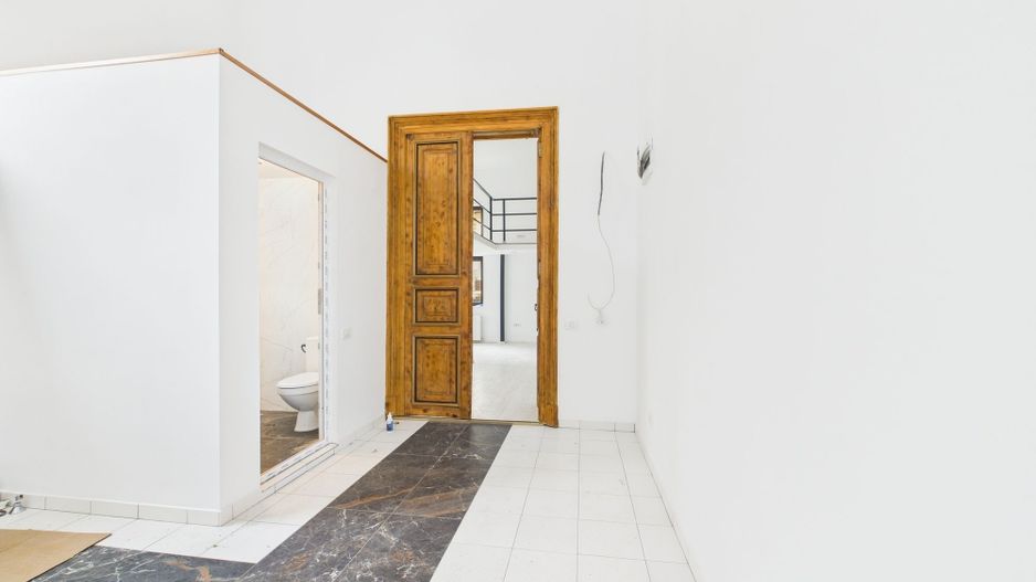 Spațiu Comercial Renovat  La 5 Minute de Piața Unirii - Poză 4