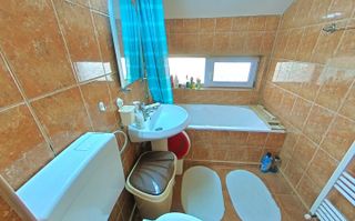 Apartament 2 camere în vilă regim P+2 | centrala proprie | mobilat | - Poză 8