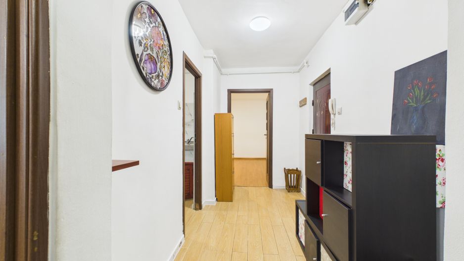 Oportunitate - 2 Apartamente 4 + 2 camere - Zona 13 Septembrie - Poză 18