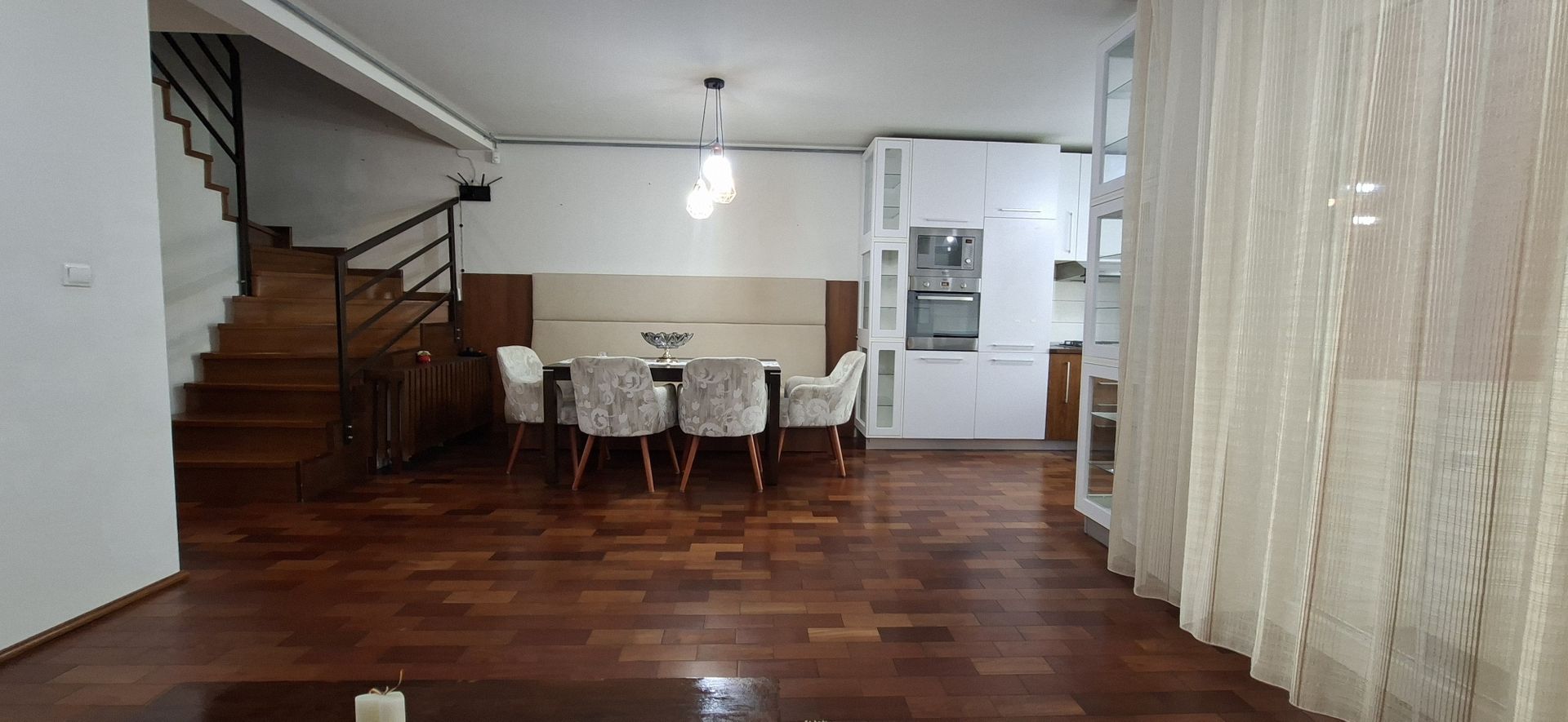 Casa P+E cu 4 camere - Aradului/British SCHOOL - Poză 12