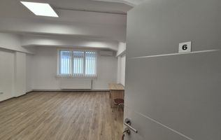 Comision 0 - Spații birouri libere, zonă centrală