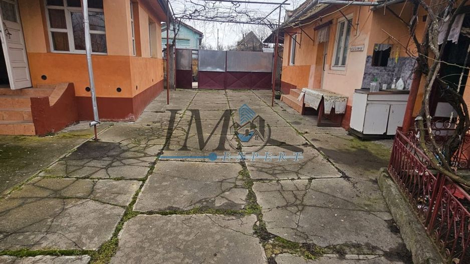 Casa de vanzare  Rosia de Secas - Poză 1