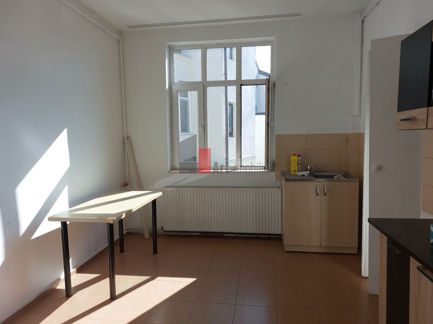 Spatiul "BRYNT", et. 1 in vila, INTRARE SEPARATA, SINGUR PE NIVEL - Poză 18