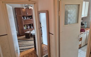 🏡 DE VÂNZARE – APARTAMENT 2 CAMERE | ZONA M4, BL. C42 🏡, ETAJ 3! - Poză 2