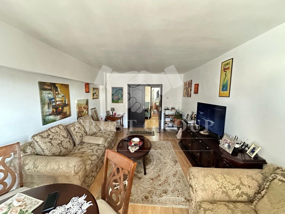 Apartament 4 camere Unirii | 1995 | decomandat | stradal | - Poză 4