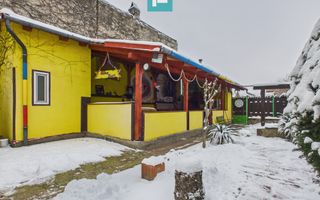 Casă cu 4 camere în zona Parneava - Poză 18