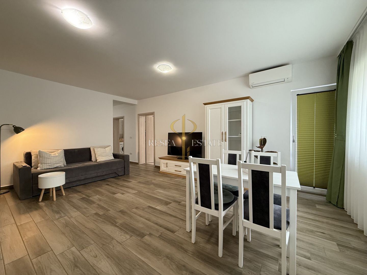 Apartament cu 2 camere - vedere la pădure| Ghiroda - Poză 1