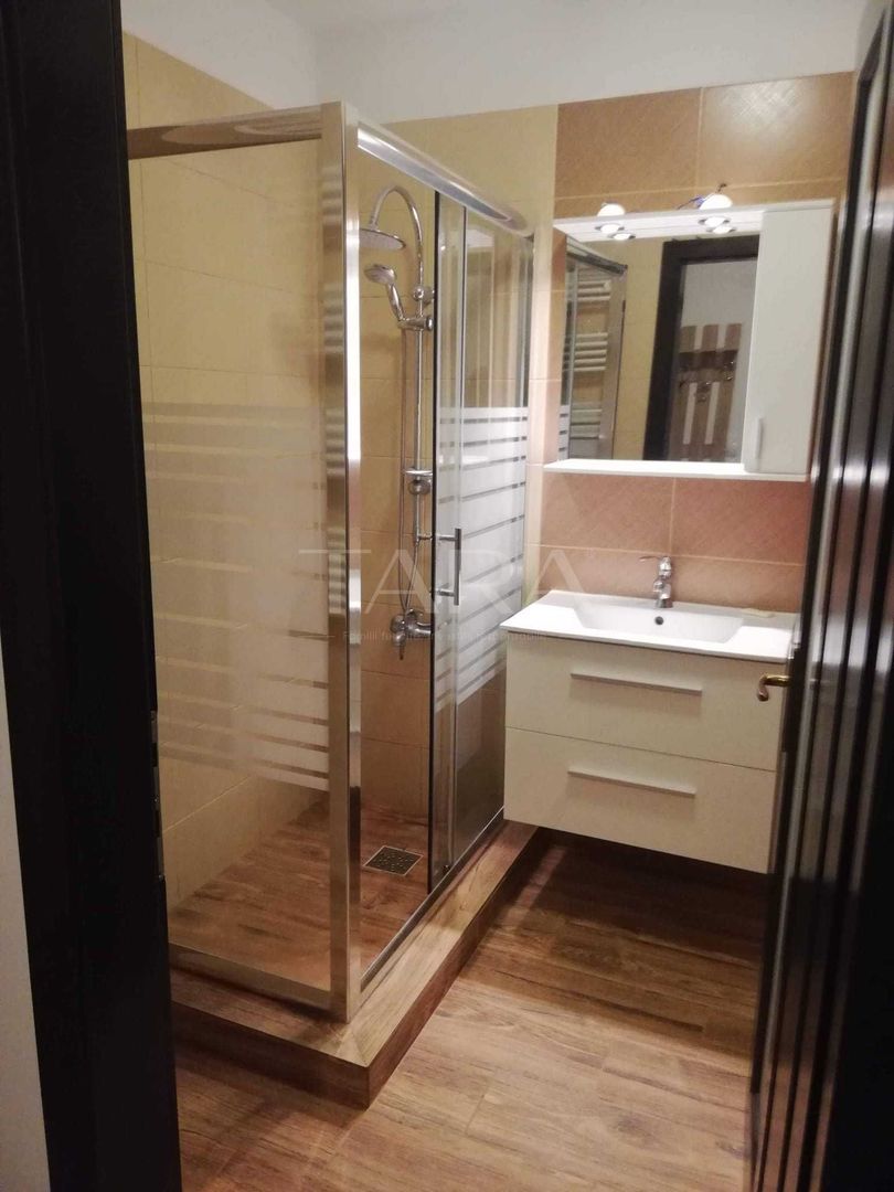 Apartament cu 2 camere și terasă în Europa - Poză 7